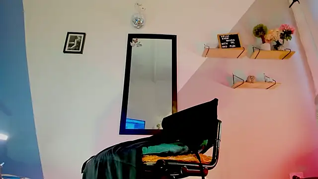 Snapshot of Aria_fitness chatting on 01-05-26, 05:27 Aria fitness online show from 01-05-26, 05:27