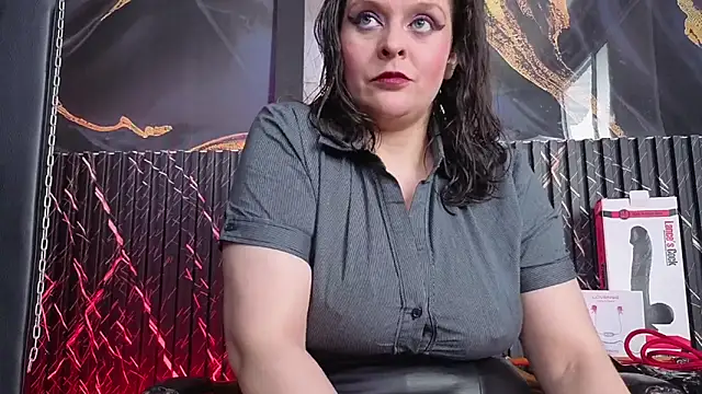 Snapshot of AmandaKovich chatting on 11-18-25, 07:18 AmandaKovich online show from 11-18-25, 07:18