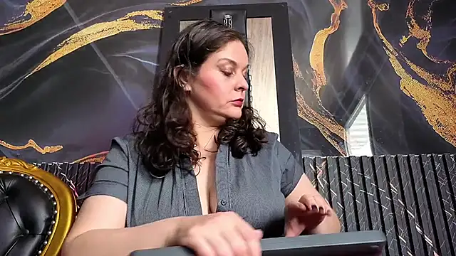 Snapshot of AmandaKovich chatting on 02-04-26, 06:58 AmandaKovich online show from 02-04-26, 06:58