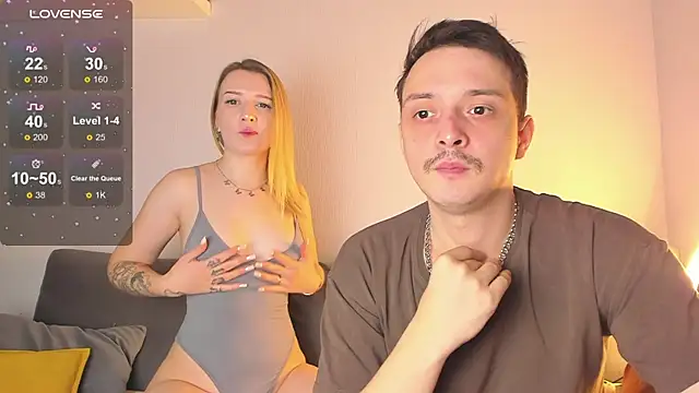 Snapshot of OnePunchGirl chatting on 10-13-25, 01:55 OnePunchGirl online show from 10-13-25, 01:55