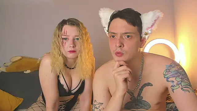 Snapshot of OnePunchGirl chatting on 10-31-25, 03:13 OnePunchGirl online show from 10-31-25, 03:13