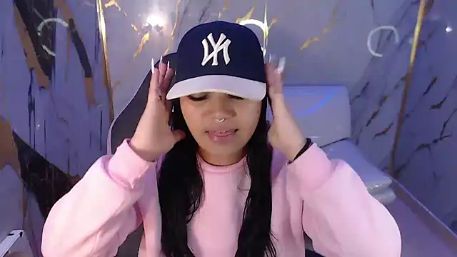 Snapshot of melany_rouse18 chatting on 09-16-25, 01:56 melany rouse18 online show from 09-16-25, 01:56