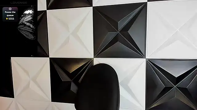 melany rouse18 online show from 10-25-25, 01:02