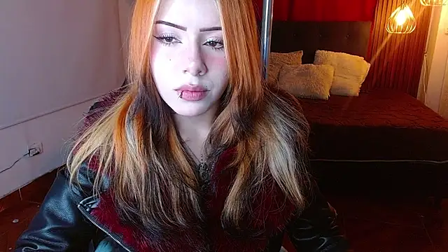 fyreandfox  online show from 06-12-26, 08:30