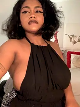 Snapshot of Dahiana_Giil chatting on 11-26-25, 06:47 Dahiana Giil online show from 11-26-25, 06:47