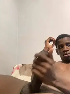 Flamingomu online show from 04-27-26, 08:51