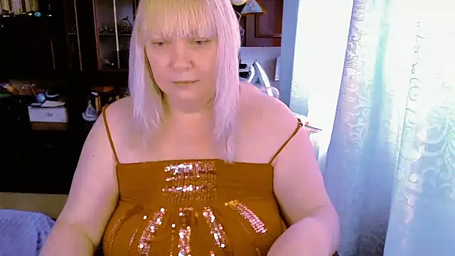 FlowerButterf online show from 03-04-26, 10:43