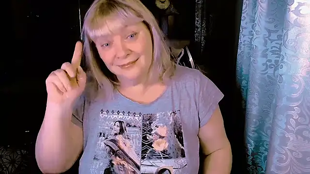 FlowerButterf online show from 03-09-26, 01:09