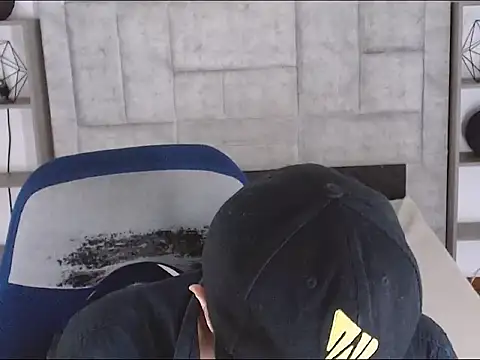 JhonTorres018 online show from 03-05-26, 08:27