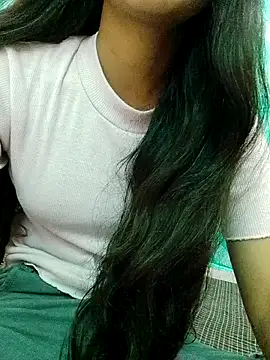 Snapshot of Aaradhna-hoy chatting on 03-01-25, 07:08 Aaradhna-hoy online show from 03-01-25, 07:08