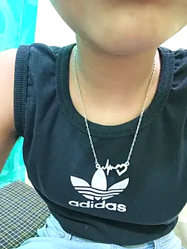 Snapshot of Aaradhna-hoy chatting on 03-12-25, 01:51 Aaradhna-hoy online show from 03-12-25, 01:51