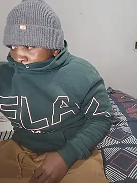bosszonke123 online show from 06-18-26, 04:55