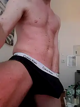 xXCR07xX online show from 02-28-25, 07:37