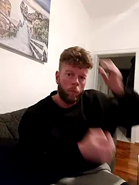 xXCR07xX online show from 03-02-25, 05:47