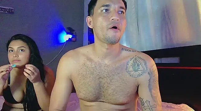 Snapshot of Reina_paola chatting on 02-27-25, 06:20 Reina paola online show from 02-27-25, 06:20