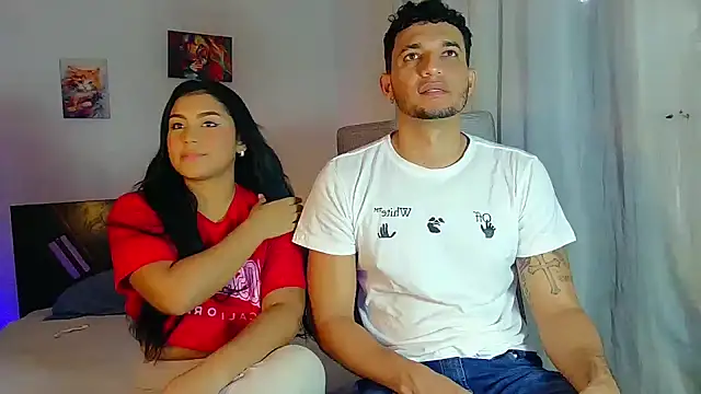 Snapshot of Reina_paola chatting on 09-22-25, 02:52 Reina paola online show from 09-22-25, 02:52