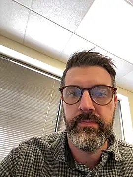 Snapshot of plaintreebull chatting on 02-17-26, 06:25 plaintreebull online show from 02-17-26, 06:25