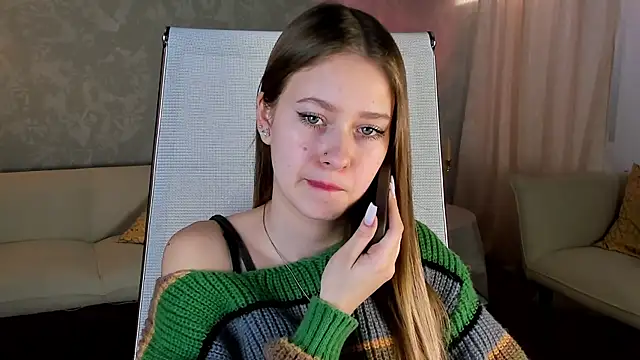 EveMundie online show from 03-21-25, 01:23