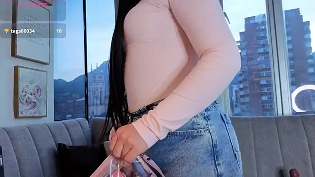 Snapshot of Ivanna_West chatting on 02-09-26, 11:25 Ivanna West online show from 02-09-26, 11:25