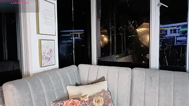 Snapshot of Ivanna_West chatting on 02-12-26, 09:59 Ivanna West online show from 02-12-26, 09:59