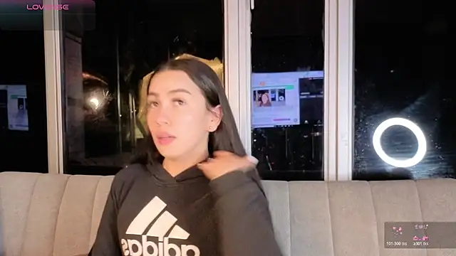 Snapshot of Ivanna_West chatting on 03-06-26, 09:50 Ivanna West online show from 03-06-26, 09:50