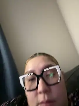 BlueNightsUncle online show from 10-22-25, 04:35