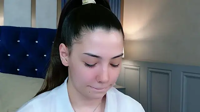 Alice Deleon online show from 04-22-26, 10:50