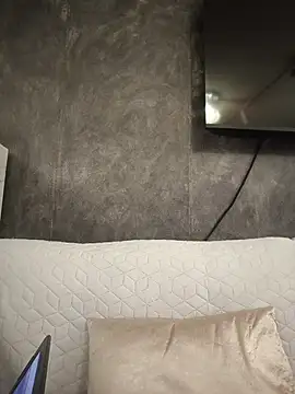 EmmaSulivan online show from 11-21-25, 12:59