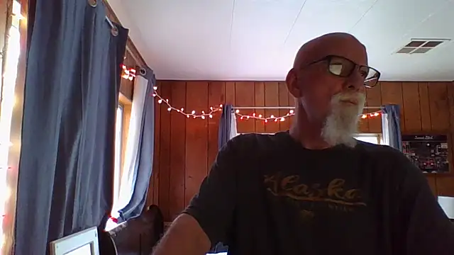 mayas husband online show from 02-15-25, 06:44