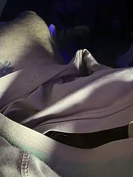 Snapshot of fistared123 chatting on 03-17-25, 01:24 fistared123 online show from 03-17-25, 01:24