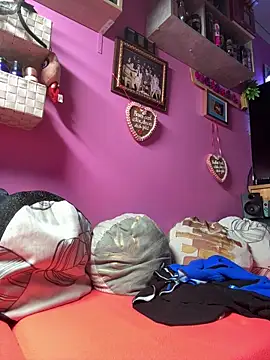 sexymelli18 online show from 11-01-25, 06:54