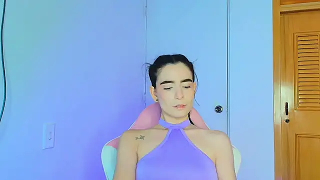 Peach Rose  online show from 03-14-25, 09:00