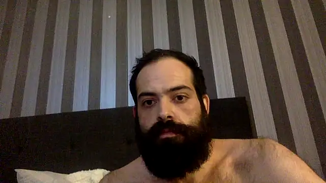 Snapshot of guccititi chatting on 09-29-25, 11:53 guccititi online show from 09-29-25, 11:53