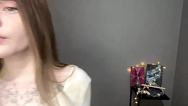 CarolinePepper online show from 03-03-25, 05:07