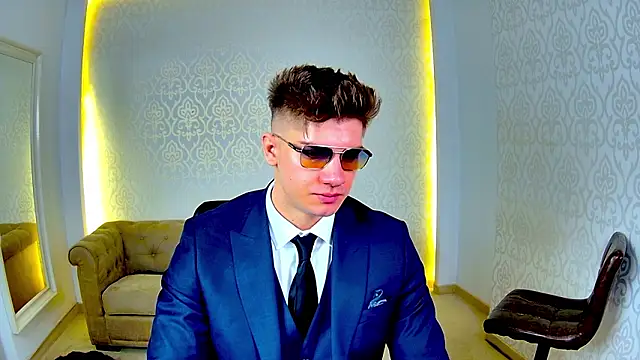 MaxKaiden online show from 02-14-26, 06:21