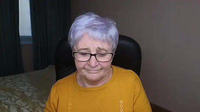 Snapshot of Sandra_Snowflake chatting on 02-16-25, 02:21 Sandra Snowflake online show from 02-16-25, 02:21