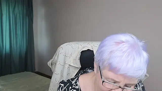 Snapshot of Sandra_Snowflake chatting on 03-15-25, 04:46 Sandra Snowflake online show from 03-15-25, 04:46