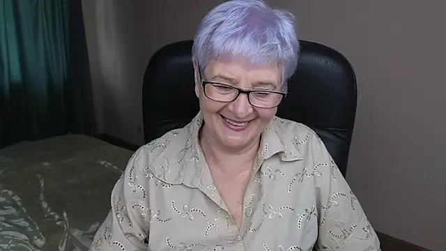 Snapshot of Sandra_Snowflake chatting on 03-15-25, 10:57 Sandra Snowflake online show from 03-15-25, 10:57