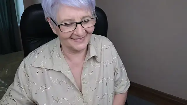 Snapshot of Sandra_Snowflake chatting on 03-19-25, 01:18 Sandra Snowflake online show from 03-19-25, 01:18