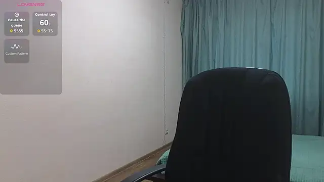 Snapshot of Sandra_Snowflake chatting on 11-14-25, 11:53 Sandra Snowflake online show from 11-14-25, 11:53