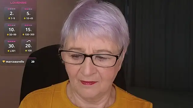 Snapshot of Sandra_Snowflake chatting on 12-02-25, 04:29 Sandra Snowflake online show from 12-02-25, 04:29