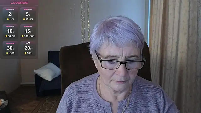 Snapshot of Sandra_Snowflake chatting on 01-07-26, 12:29 Sandra Snowflake online show from 01-07-26, 12:29