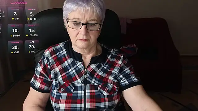 Snapshot of Sandra_Snowflake chatting on 02-13-26, 11:17 Sandra Snowflake online show from 02-13-26, 11:17