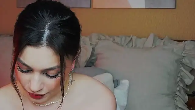 Snapshot of RitaVesper chatting on 01-08-26, 06:43 RitaVesper online show from 01-08-26, 06:43