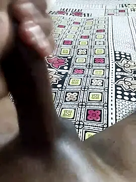 Snapshot of desi_pb02 chatting on 01-17-26, 02:44 desi pb02 online show from 01-17-26, 02:44