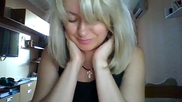 Mary888x online show from 07-30-26, 05:23