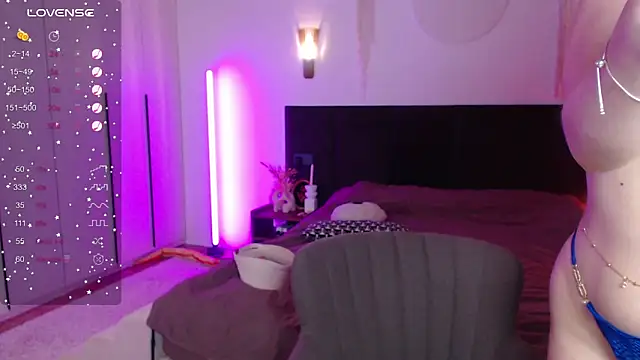 Snapshot of LunaticaBae chatting on 03-01-25, 01:11 LunaticaBae online show from 03-01-25, 01:11