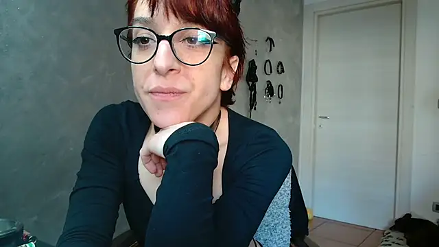 Snapshot of MirianaB chatting on 03-14-25, 07:48 MirianaB online show from 03-14-25, 07:48