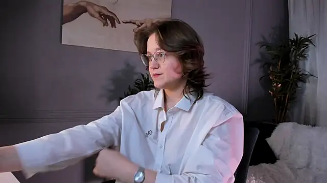 Rada Woods online show from 03-07-25, 08:44