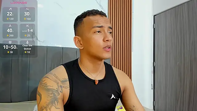 Rafa2004Cruz online show from 10-10-25, 12:37